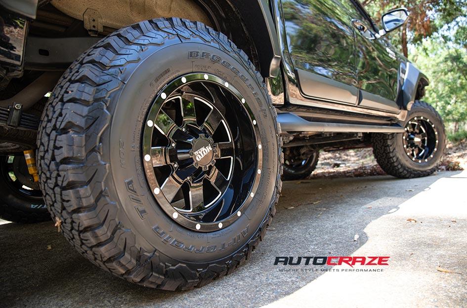 TOYOTA HILUX N80 4WD MO962 GLOSS BLACK